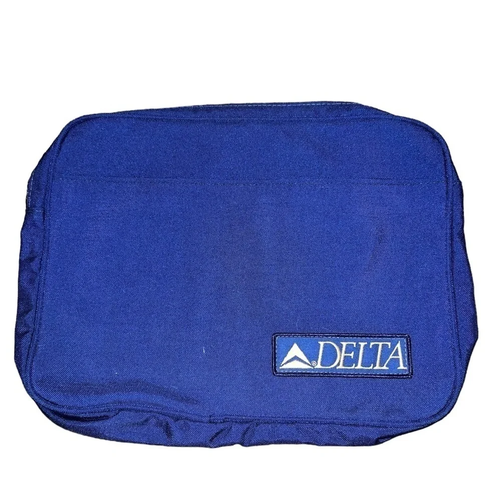 Vintage DELTA Airlines Logo Blue nylon Portfolio Zipper Bag 16W 12H Outer Pocket